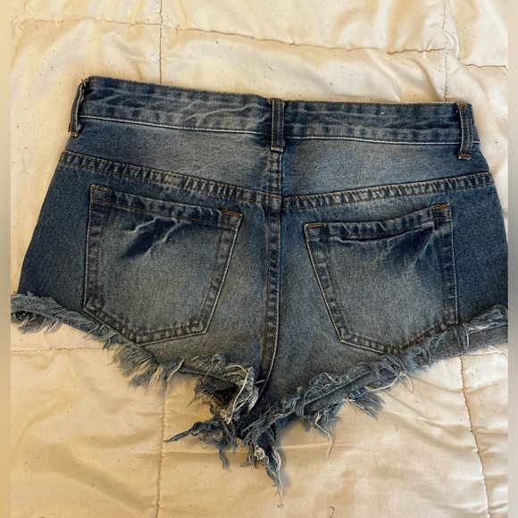 Forever 21 Blue Jean Shorts Distressed Cut-Off Style - Picture 3 of 3